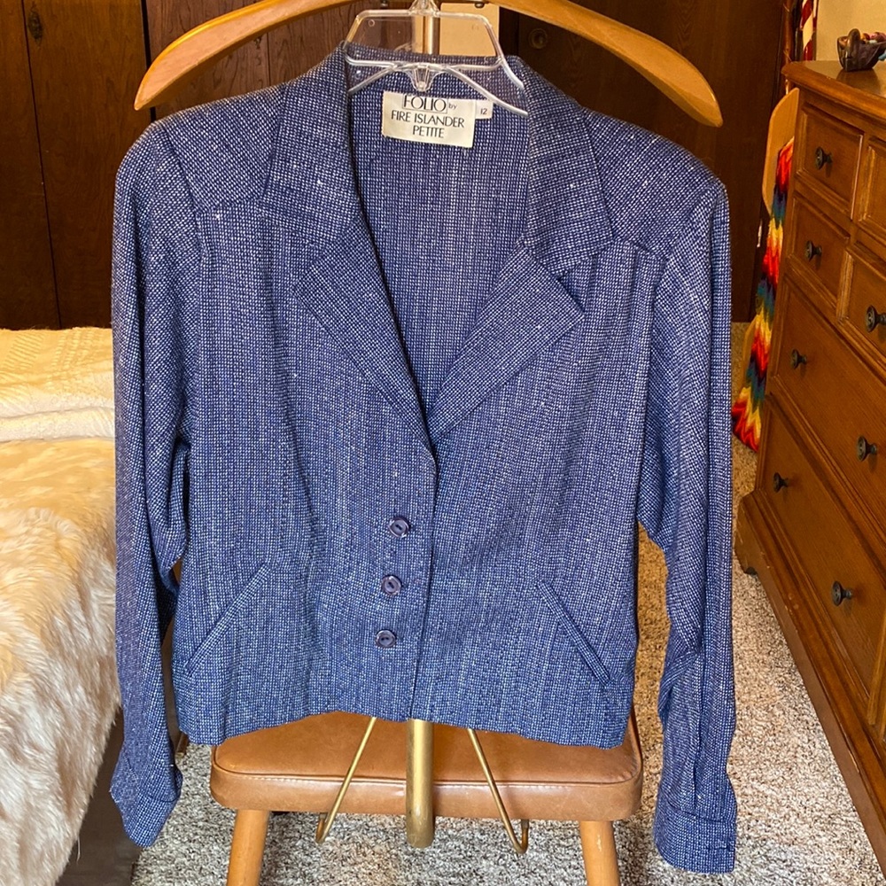 Vintage Lightweight Blazer - GREAT CONDITION